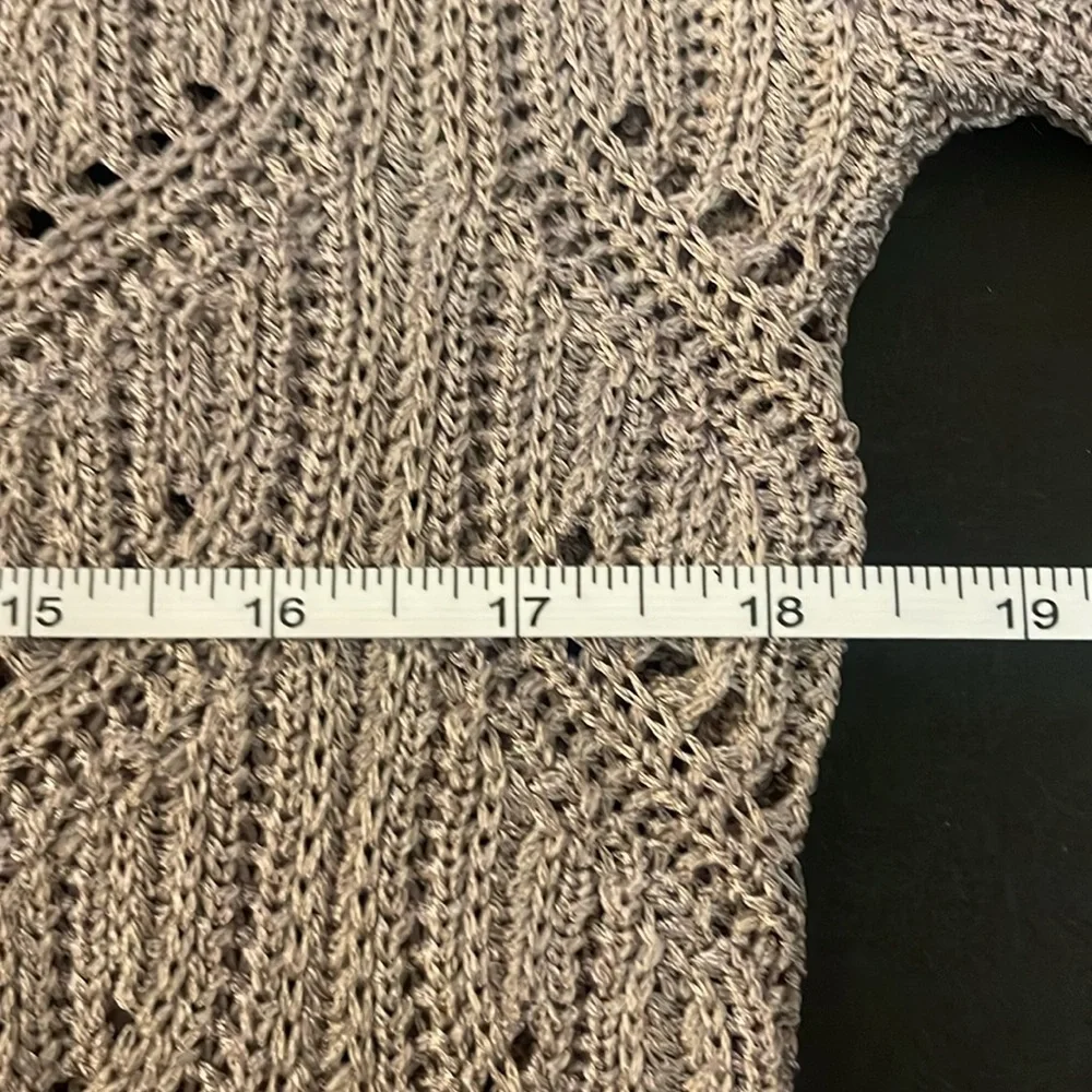 NWT Elie Tahari Pointelle Sweater. Size Large. Light Beige/Sable. - Picture 4 of 7